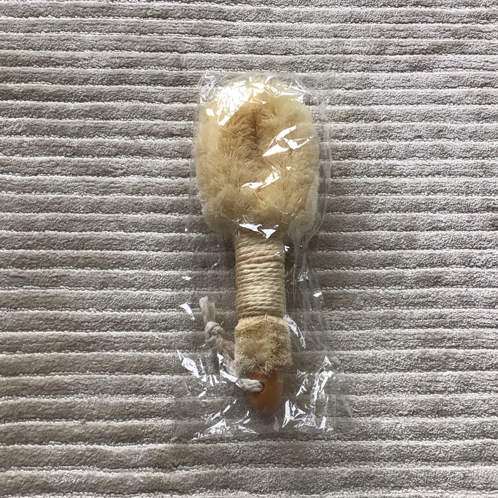 Natural Dry Brush *NWT*